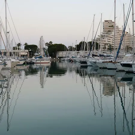 Sun Marina Baie Apartment